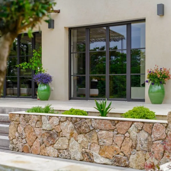 Porte-fenêtre Mixte Bois et Aluminium - La Boutique du Menuisier Sisteron